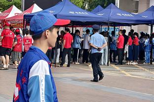 尼昂遭遇车祸幸好没受伤，恩波利总监：他总是凌晨去参加集体祈祷